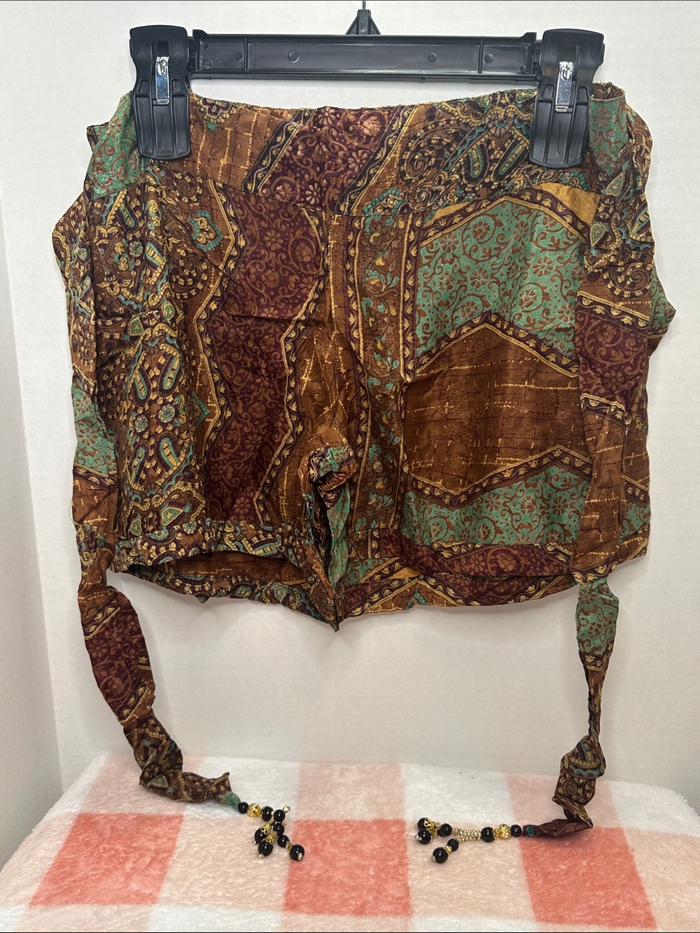 Junglee Billee size L/XL Boho Paisley Tie-Detail Shorts in Brown & Teal (3)